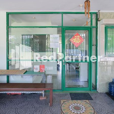 Pondok Hijau Syariah Mitra Reddoorz At Citraland สุราบายา ภายนอก รูปภาพ