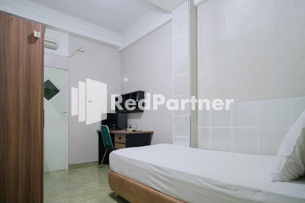 Pondok Hijau Syariah Mitra Reddoorz At Citraland สุราบายา ภายนอก รูปภาพ